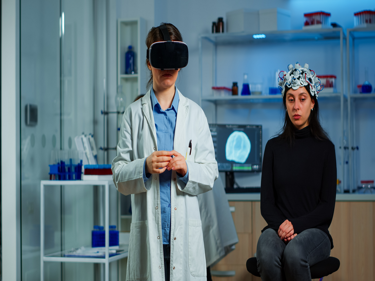 Global Scientific Trends in Virtual Reality for Pain Treatment From 2000 to 2022: Bibliometric Analysis